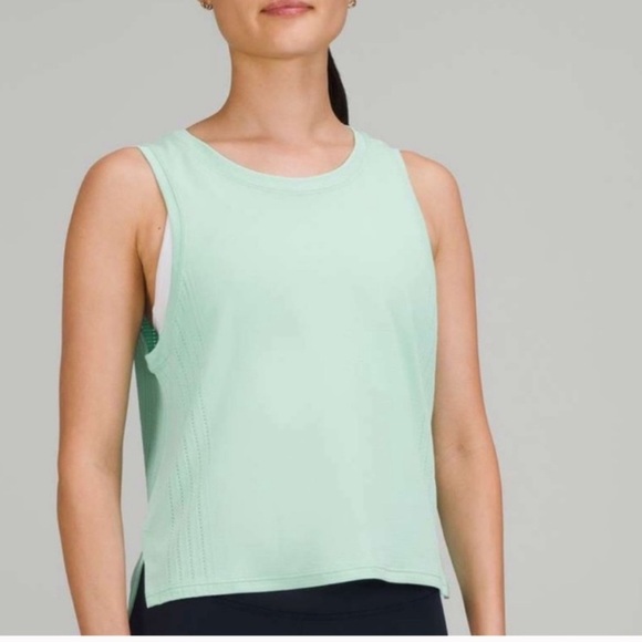 Lululemon Train To Be Tank Top Size 6 Wild Mint Green Relaxed Fit Waist Length - Picture 3 of 11